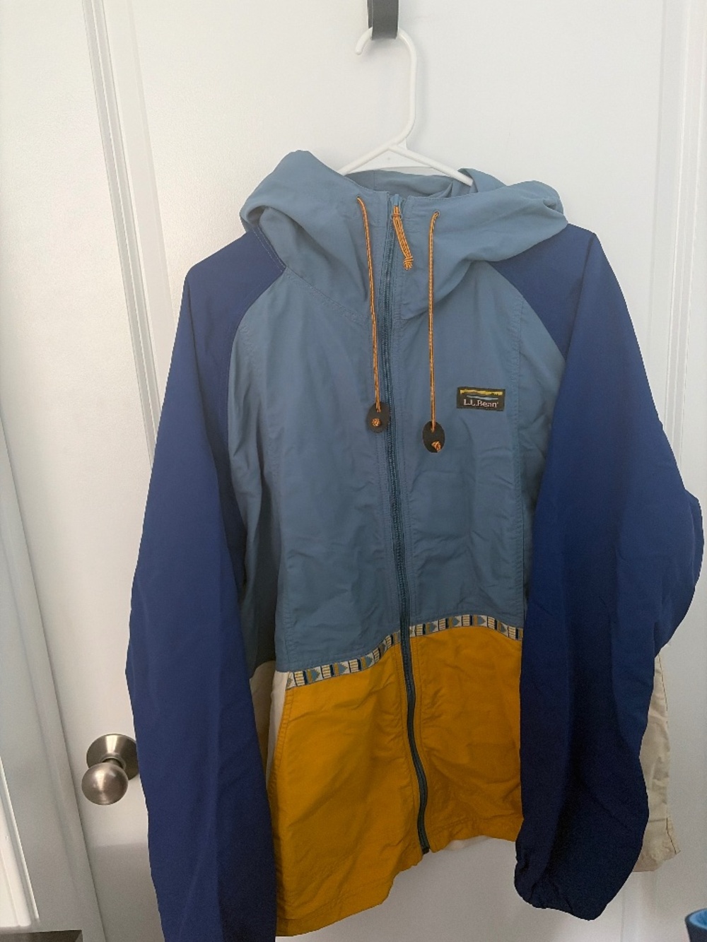 LL Bean Full-Zip Mountain Classic Jacket